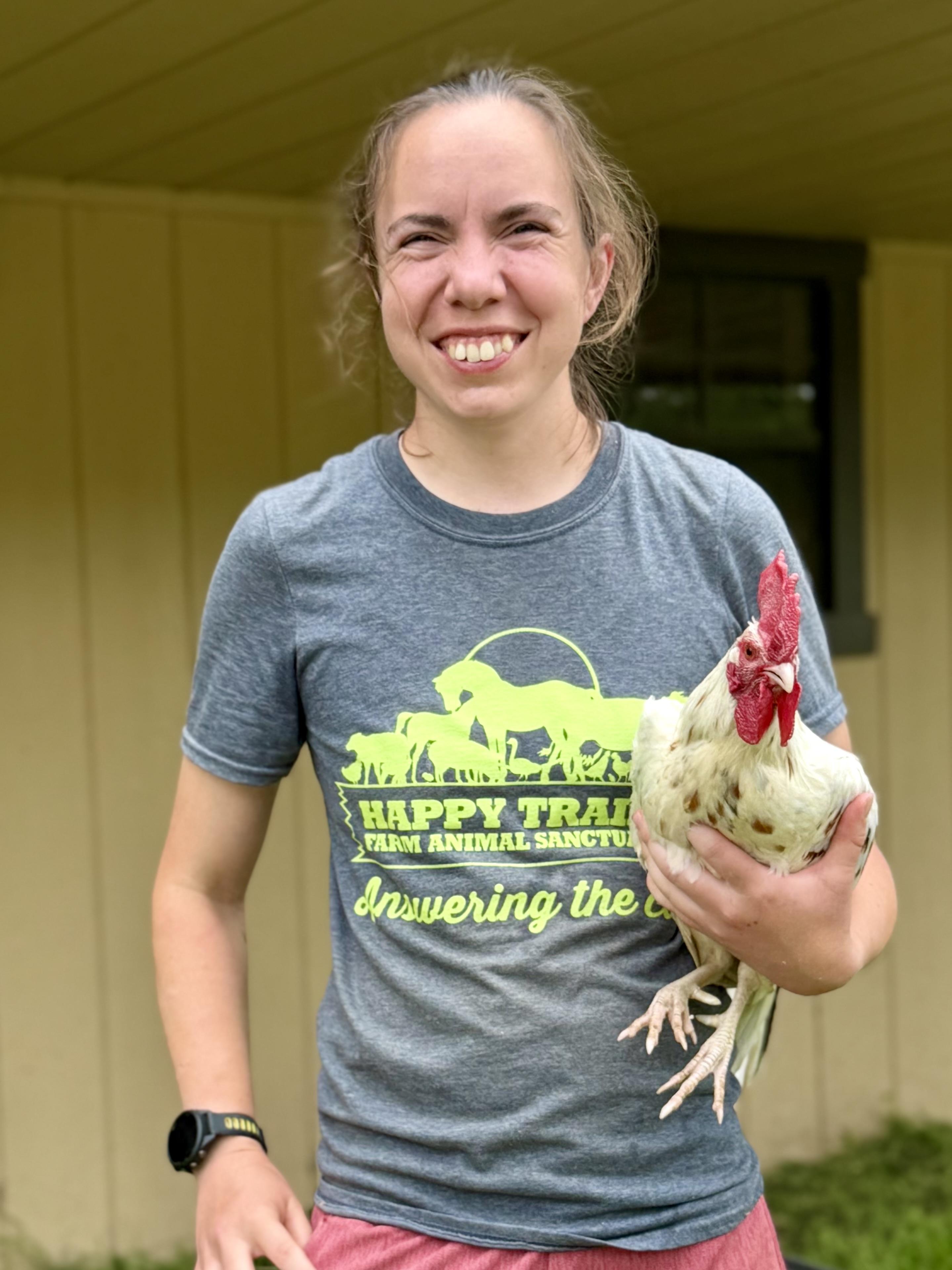 Turbo, a ADOPTABLE Chicken in Ravenna, OH image 2/3