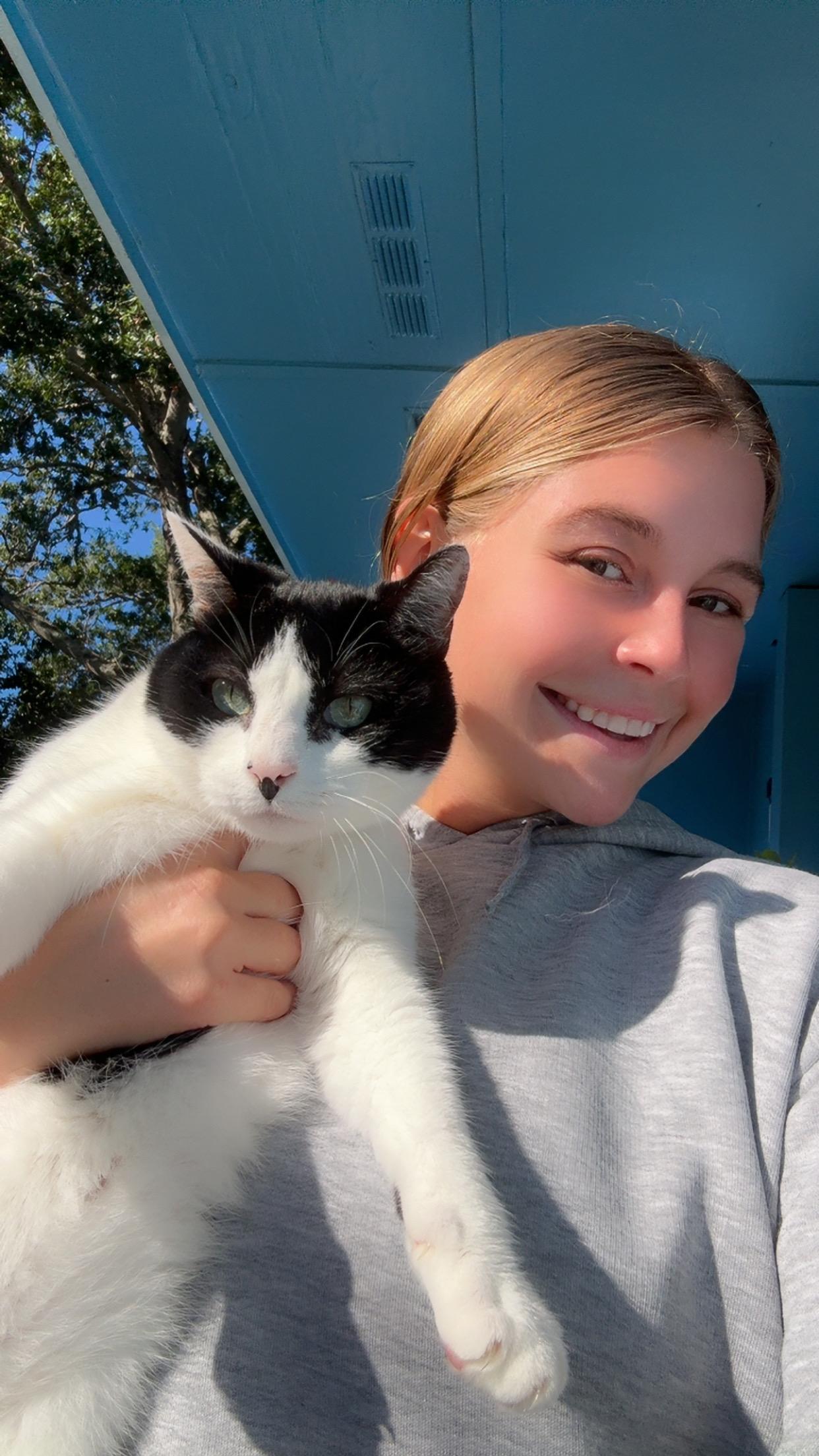 Trixie (mom dying cancer) *video PURR machine