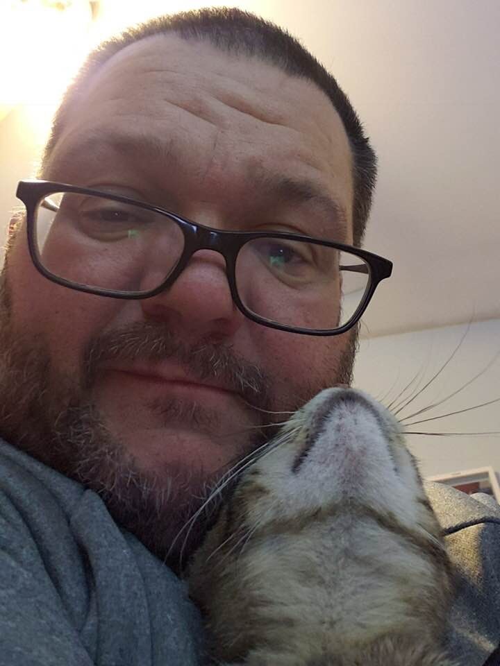 Oscar, a Adoptable mixed breed in Clifton, NJ image 2/12