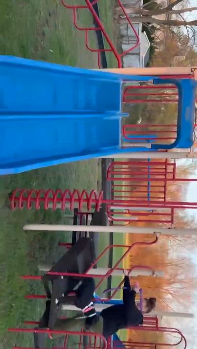 Enlarge Leah, a Adoptable mixed breed in Hazard, KY video 3/5