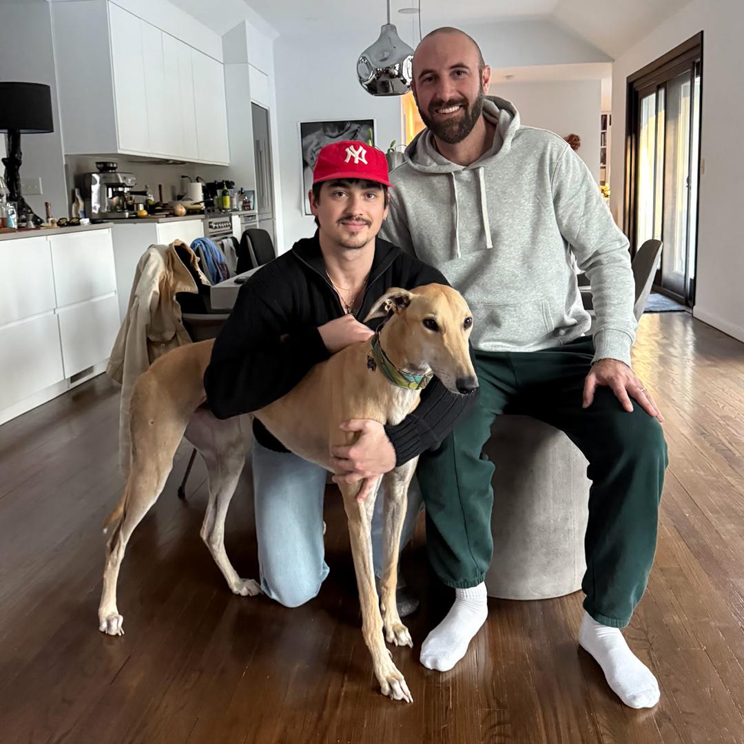 Enlarge Oscar, a Adopted Greyhound in Orange, CT image 3/4