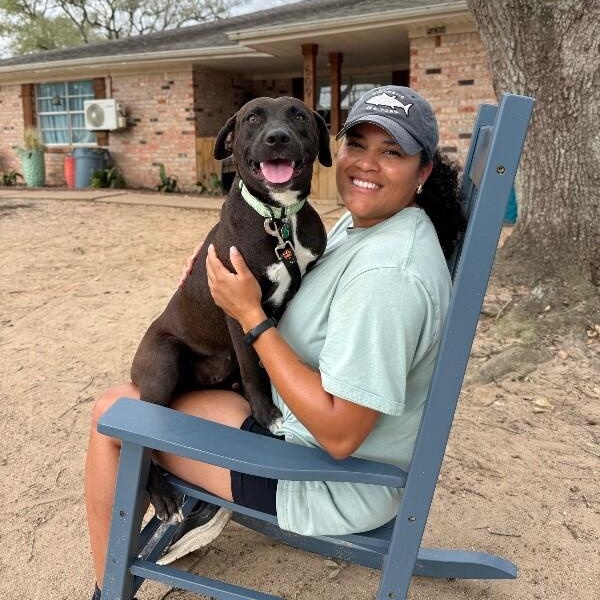 Leilani Snuggles the Professional Cuddle Bug — thumbnail 3