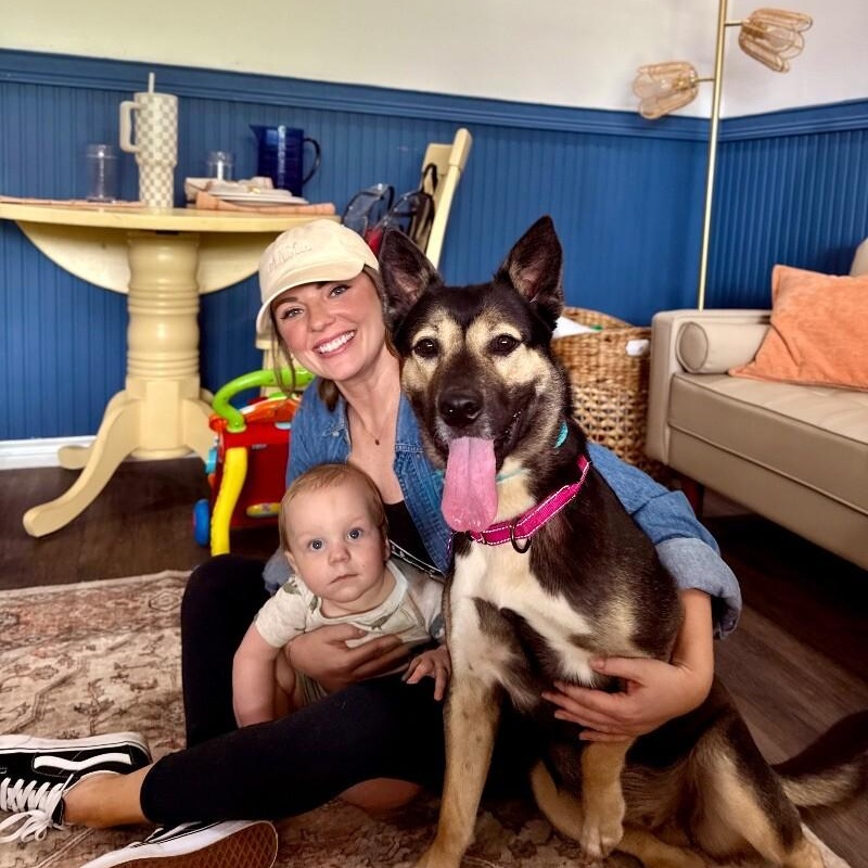 Shelly Seashells the Sweet Kid Friendly Snugglepup — thumbnail 4